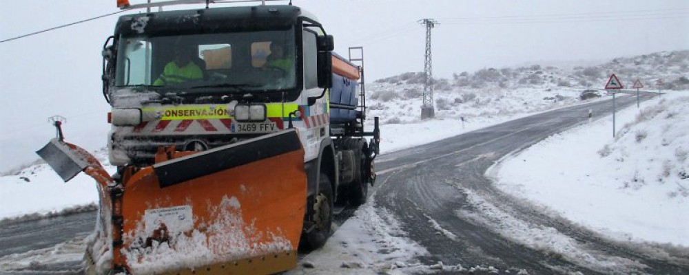 La Diputación de Ávila activa el dispositivo de vialidad invernal ante la previsión de nevadas