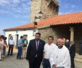 Foto de El presidente de la Diputación y el obispo de Ávila visitan la iglesia de Mercadillo, restaurada tras verse afectada por un rayo