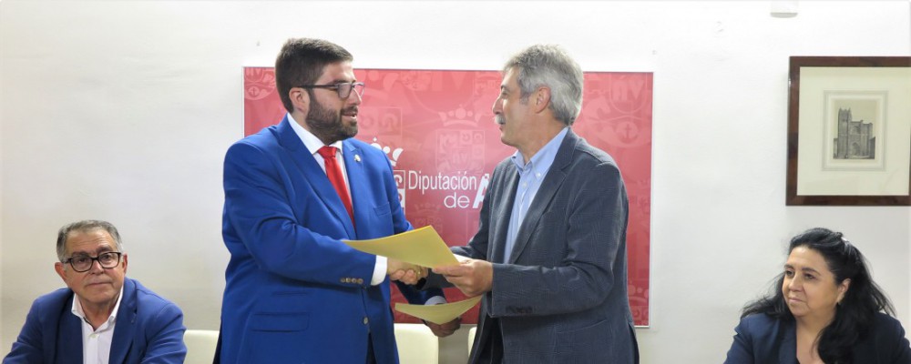 La Diputación de Ávila contribuirá a las campañas de donación de sangre en la provincia a través de un convenio con la Hermandad de Donantes