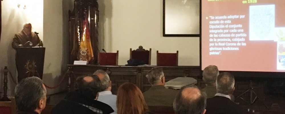 Las III Jornadas de Heráldica de la Diputación de Ávila reúnen a cerca de un centenar de personas en torno a banderas, escudos y símbolos de la provincia