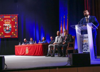 La Diputación de Ávila impone la Medalla de Oro de la Provincia a Plastic Omnium por su implantación y creación de empleo en el medio rural (2º Fotografía)