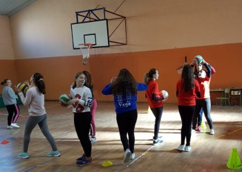 Los Juegos Escolares llevan a Arévalo una jornada técnica de voleibol y las competiciones de fútbol sala (2º Fotografía)