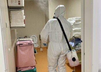 Las estancias del Centro Infantas que acogen enfermos de COVID-19, higienizadas con viricida (2º Fotografía)