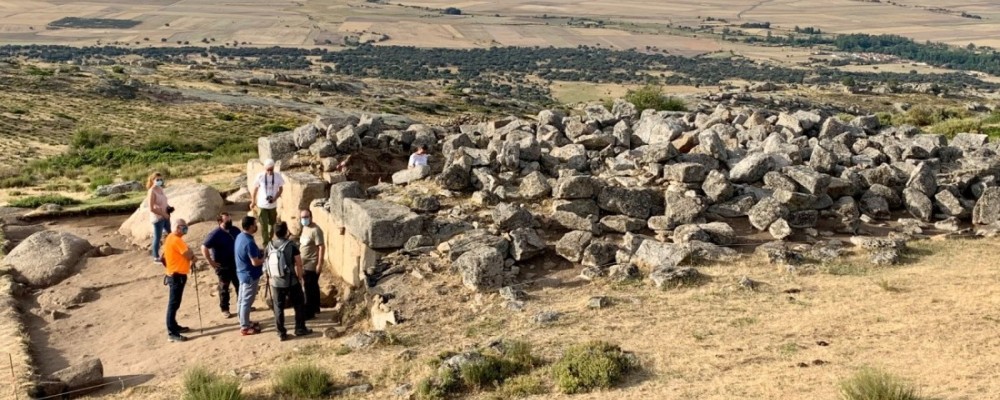 Jornada de puertas abiertas en Ulaca para dar a conocer los avances en la excavación del Torreón