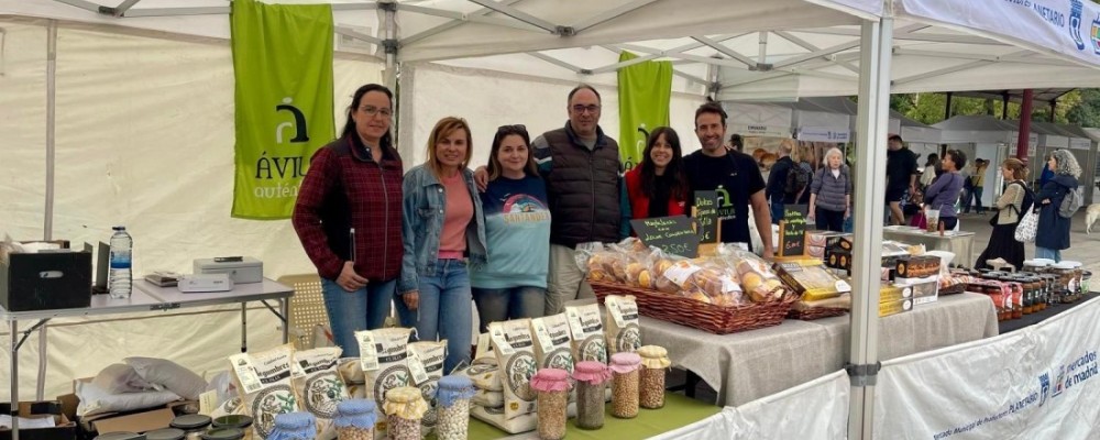 Ávila Auténtica comienza su tercera temporada en el Mercado de Productores del Planetario de Madrid