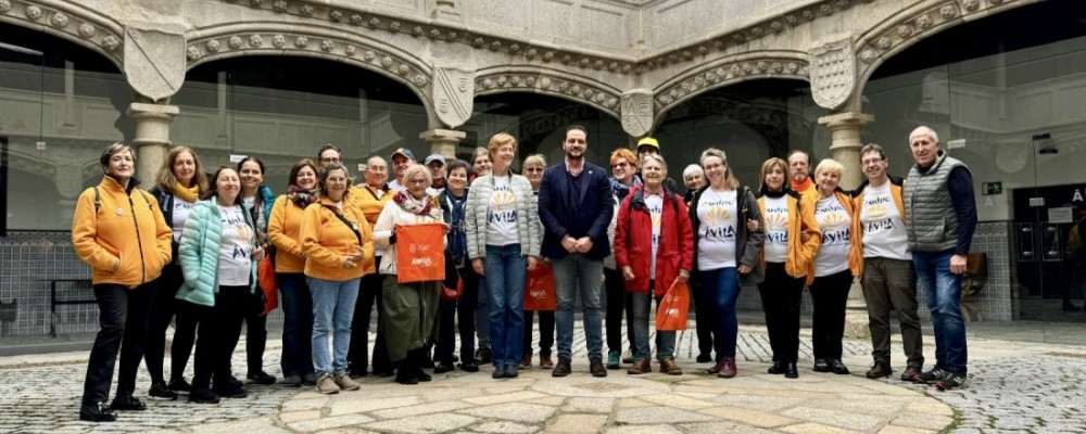 Doce peregrinos húngaros del Camino de Santiago viajan hasta Ávila para conocer la provincia