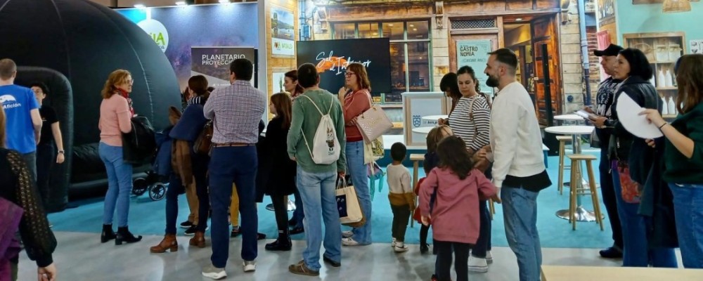 Más de 3.000 consultas en el expositor de la Diputación en Intur, que registra un aumento del 9 % de visitantes