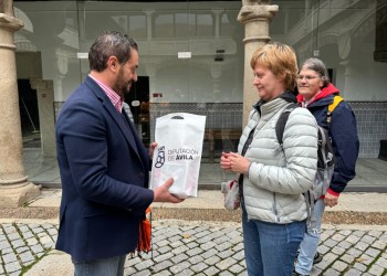 Doce peregrinos húngaros del Camino de Santiago viajan hasta Ávila para conocer la provincia (3º Fotografía)